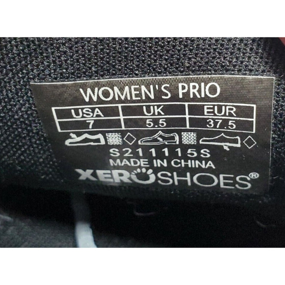 Xero Women's Black and White Sneakers - Picture 12 of 13